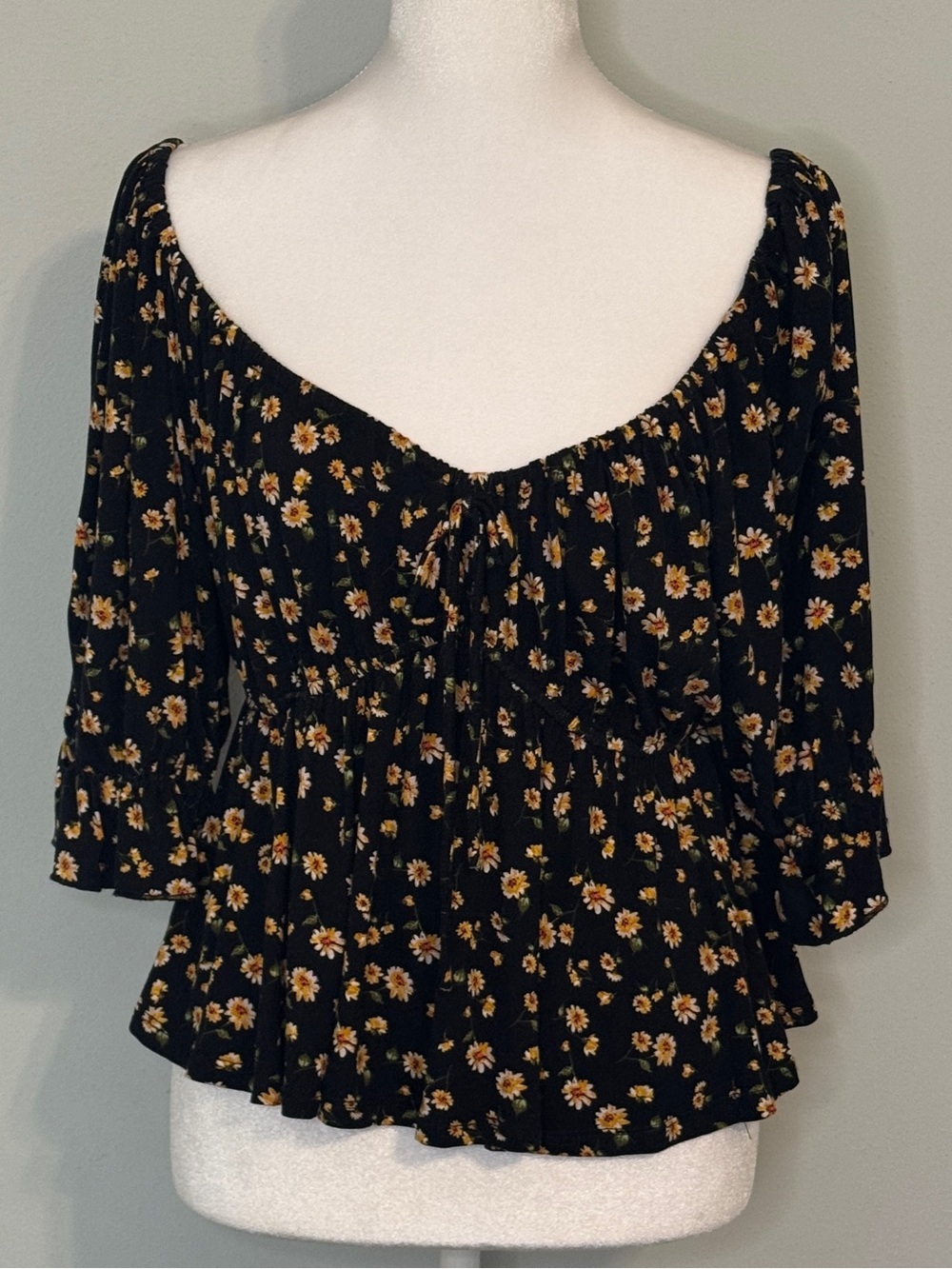 Mason & Belle semi cropped top Preplum - Large